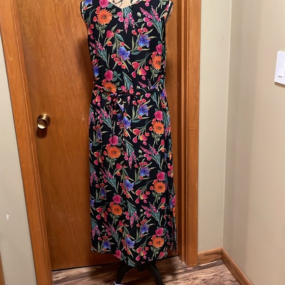 Coldwater Creek Black Floral Fully Lined Sleeveless Dress Size 10P - Picture 7 of 9